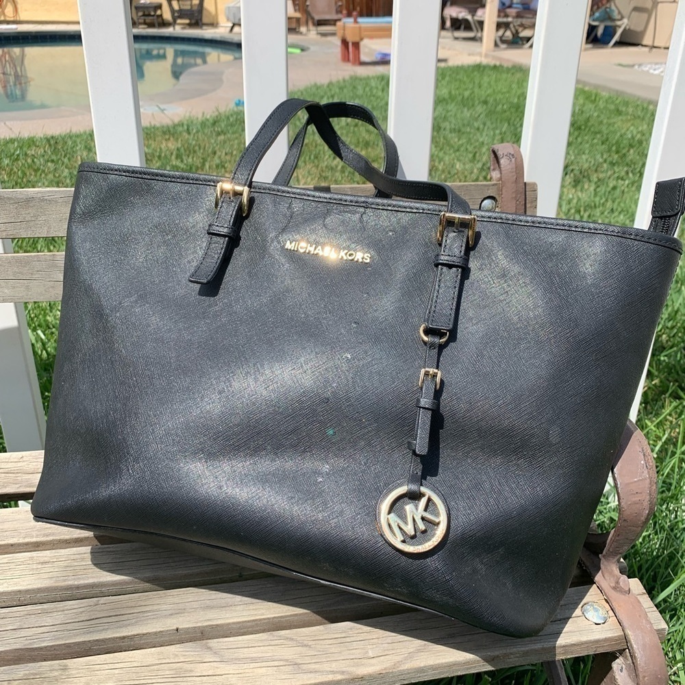 Michael kors jet set bag